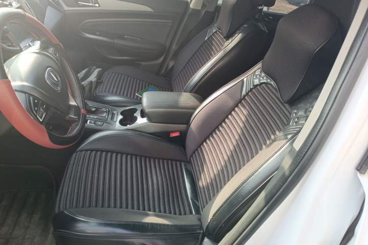 Used Changan CS75 2017 Shangkui Edition 1.5T Automatic Fengxiang Model