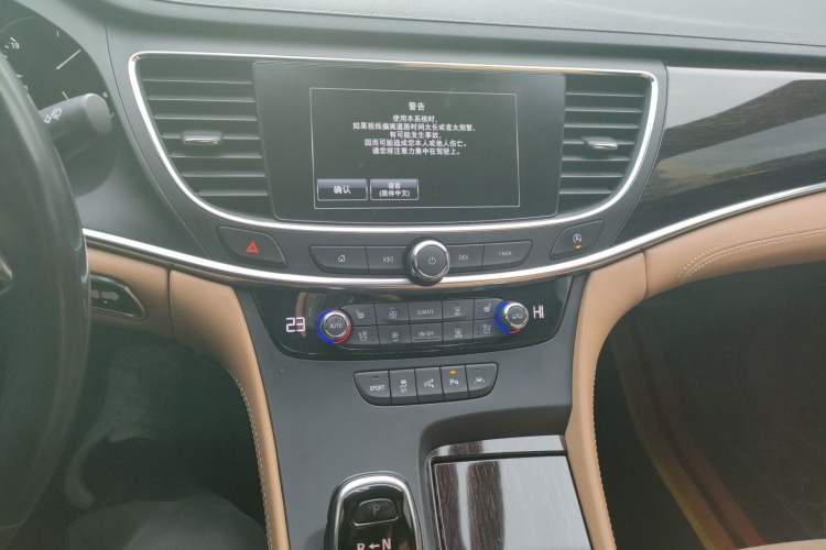 Used Buick LaCrosse 2016 20T Luxury Model Audio And AC Panel