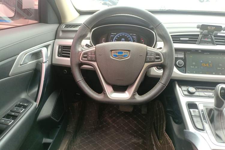 Used Geely Auto Emgrand X7 Sport 2016 1.8TD Automatic ZhiShang Model Steering Wheel