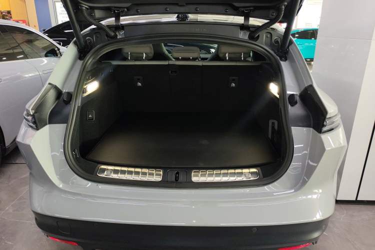 Used Nio ET5T 2024 75kWh Touring
