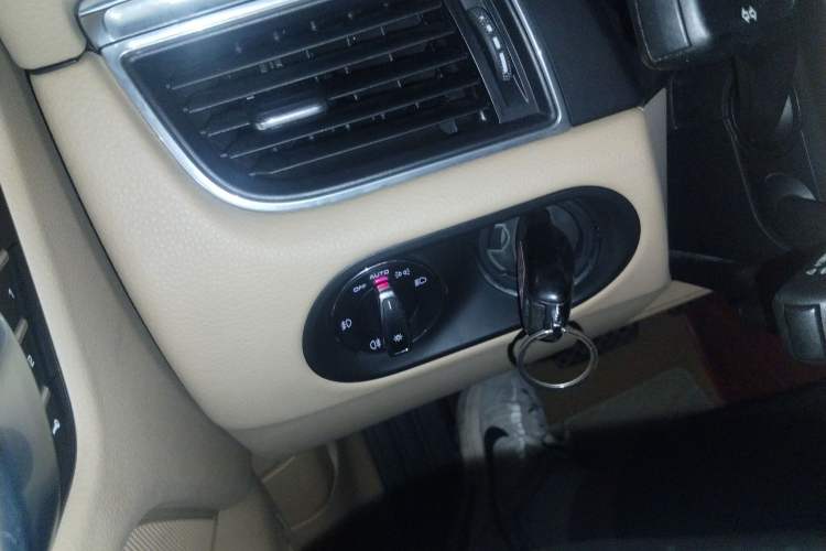 Used Porsche Macan 2014 Macan 2.0T