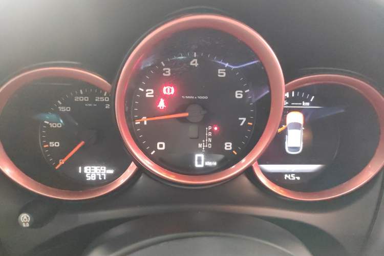 Used Porsche Macan 2014 Macan 2.0T
