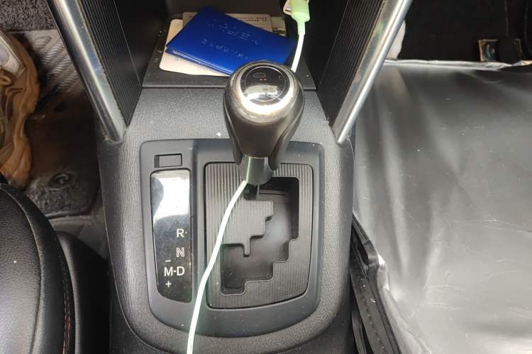 Used Mazda CX-5 2013 2.0L Automatic 4x4 Elite Version Gear Lever