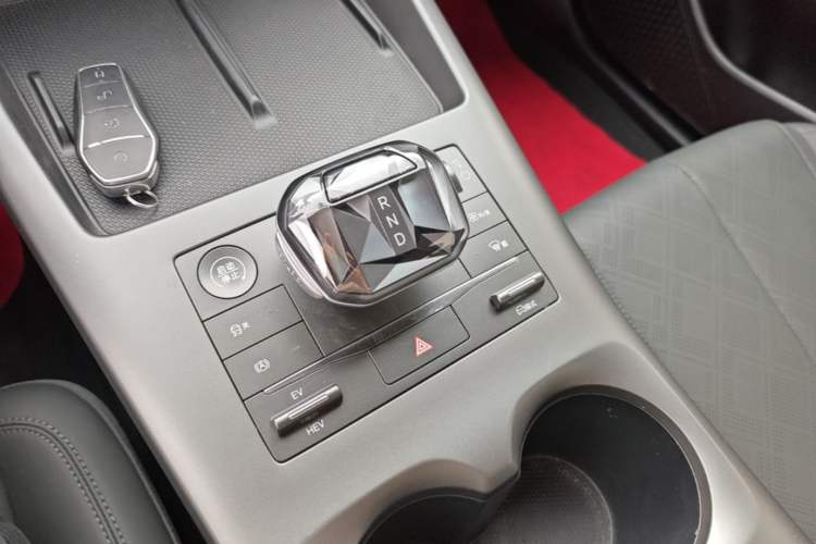 Used BYD Qin PLUS 2025 DM-i Smart Drive 55KM Leading Model
