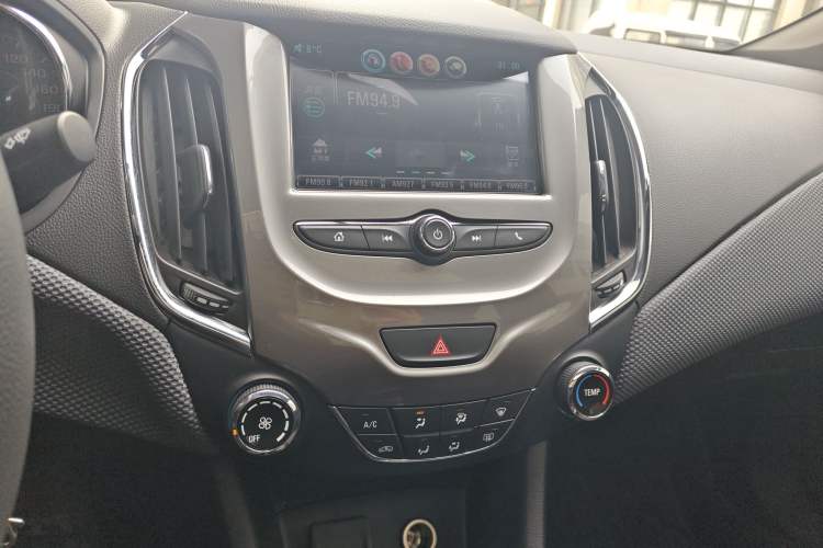 Used Chevrolet Cruze 2018 Redline 320 Automatic Pioneer Edition