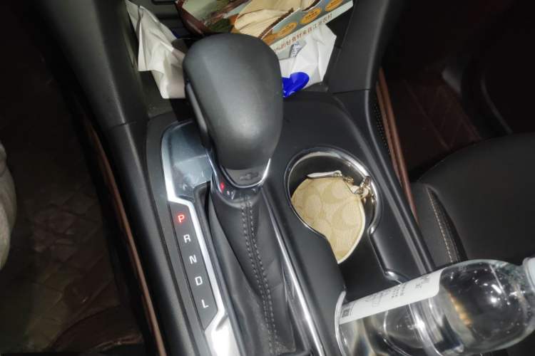 Used Chevrolet Equinox 2021 535T Chijie Edition Gear Lever