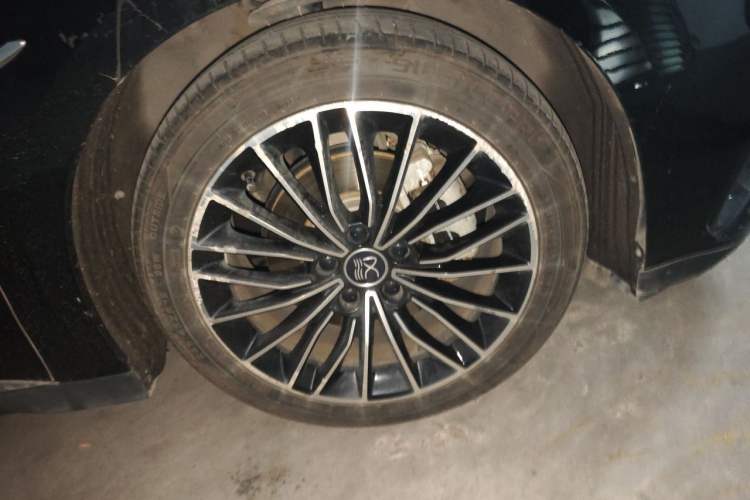 Used BYD Han 2022 DM-i 121KM Prestige Model
