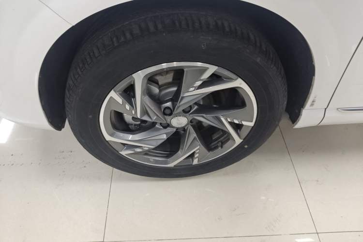 Used Hongqi HS3 PHEV 2024 PHEV 115km Jingwei Edition
