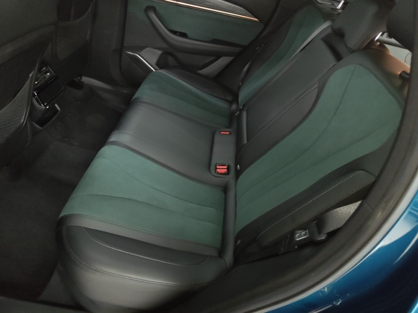 Geely Auto Monjaro L 2024 2.0TD High-Power Automatic Two-Wheel Drive Skyline Edition — снимка 20