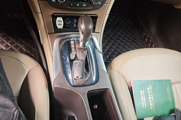 Used Buick Regal 2012 2.0L Luxury Edition
