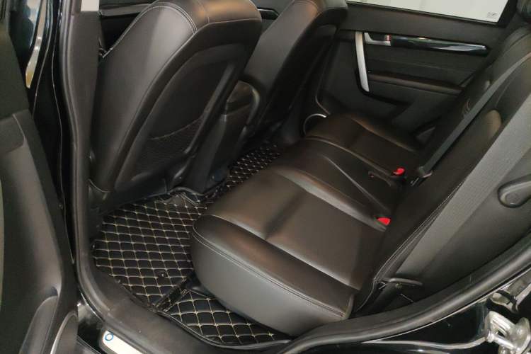 Used Chevrolet Captiva 2014 2.4L Two-Wheel Drive Urban Version 7 Seats