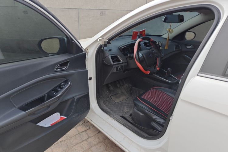 Used Ford Escort 2017 Happy Edition 1.5L Manual Fashion Model
