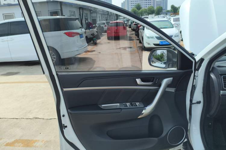 Used Haval M6 2019 1.5T Manual Two-Wheel Drive Elite Version China VI Standard