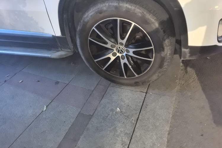 Used Volkswagen Tiguan 2013 1.8 TSI Automatic All-Wheel Drive Luxury Model