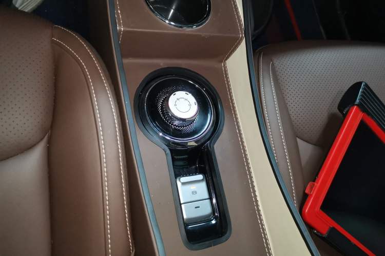 Used Wuling Bingo 2023 333 km Lingxi Connected+ Version Gear Lever