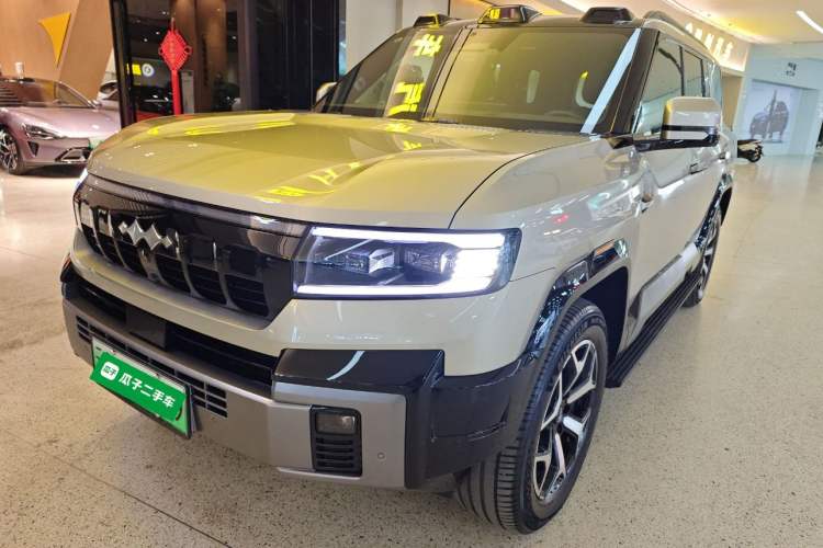 Used Formula Leopard 8 2025 Smart & Brave Flagship Edition 6 Seats