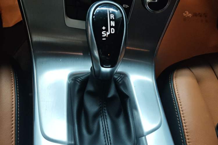 Used Volvo S60 2018 S60L T5 Intelligent Drive Progressive Edition