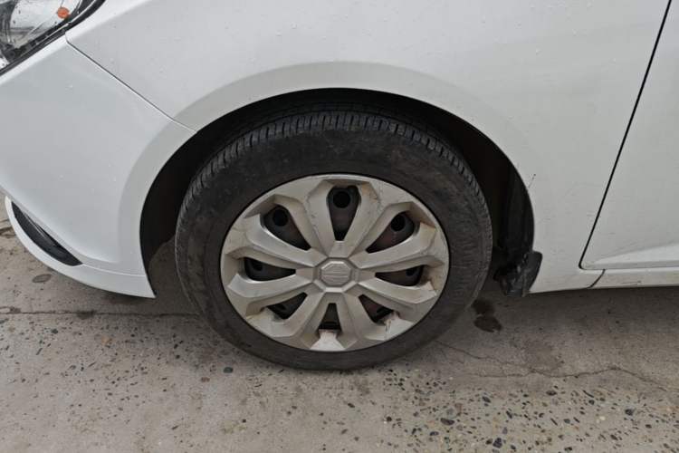 Used MG 5 2012 1.5L Manual Elite Edition Exterior 4