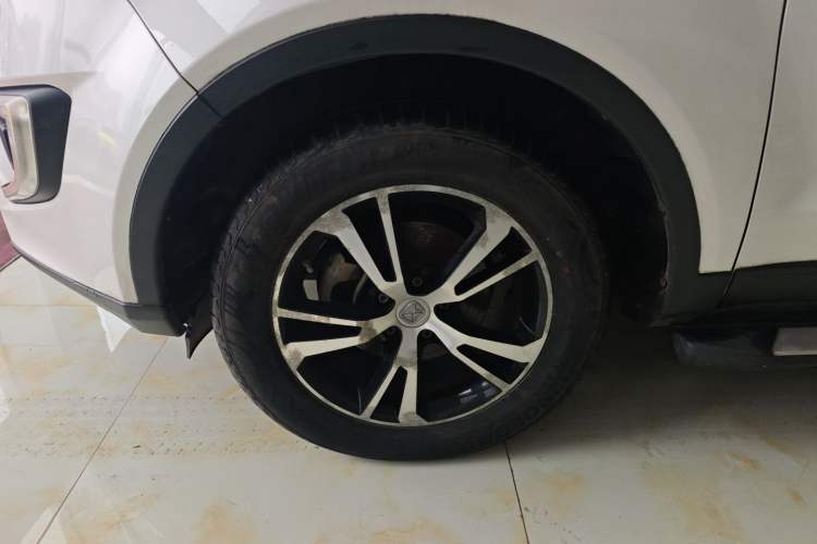 Used JMC Yusheng S330 2016 1.5L GTDi Automatic Two-Wheel Drive Prestige Edition