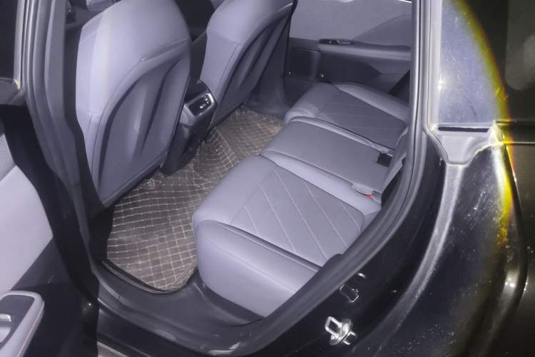 Used Deepal S05 2024 200Max Range-Extended Long-Range Version
