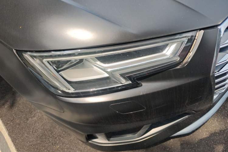 Used Audi A4L 2019 40 TFSI Fashion Edition China VI Emission Standard
