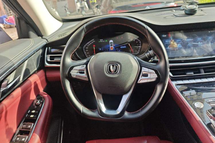 Used CHANGAN CS85 COUPE 2019 1.5T DCT Luxury Version China VI Standard Steering Wheel