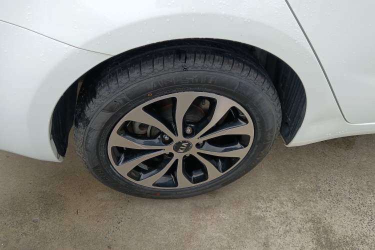 Used Kia K3 2015 1.6L Automatic GLS