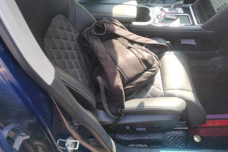 Used Venucia Star 2020 260T Automatic 48V Mild Hybrid Turbocharged Starry Edition
