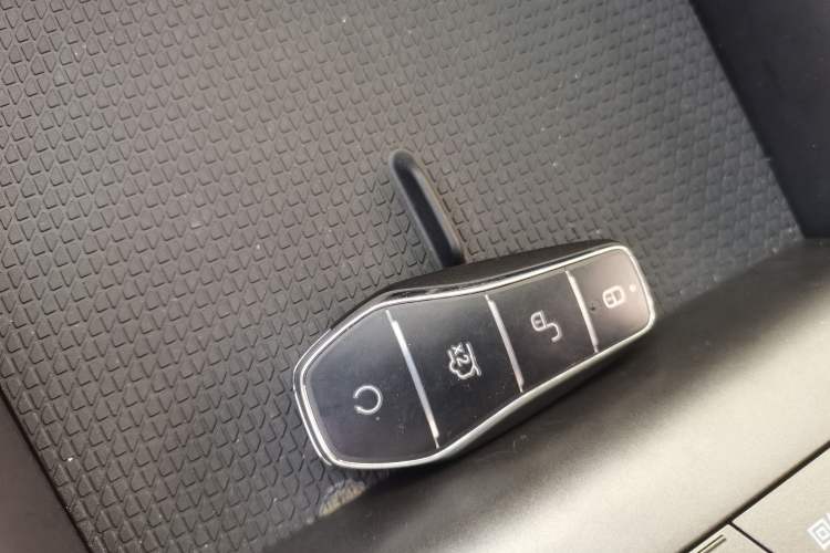 Used BYD Yuan UP 2025 Intelligent Driving Version 401 KM Dynamic Edition
