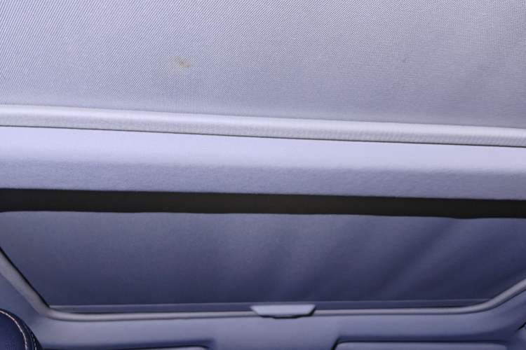 Used Toyota RAV4 2016 2.5L Automatic 4x4 Elite Edition Headliner