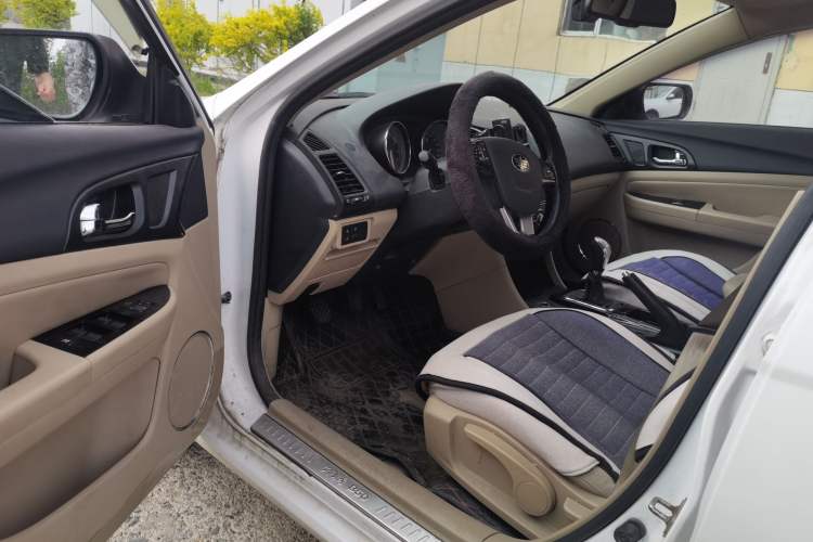 Used Bestune B50 2013 1.6L manual luxury version