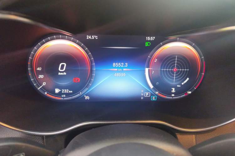 Used Mercedes-Benz GLC 2021 GLC 260 L 4MATIC Luxury Model Odometer Close Up