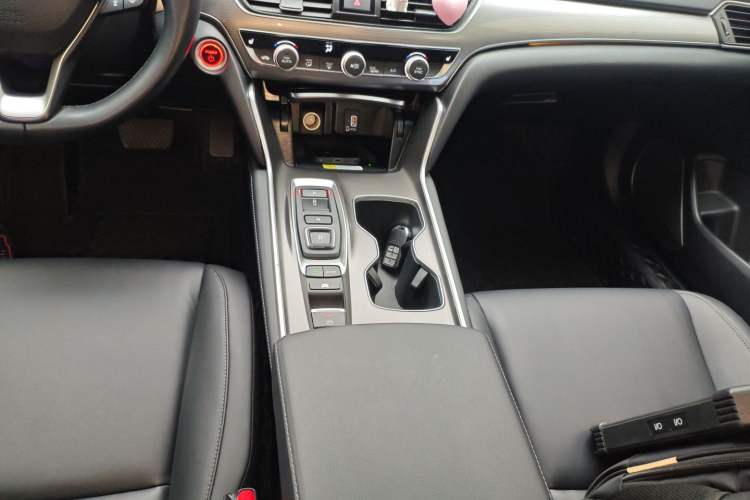 Used Honda Accord 2021 Rui Hybrid 2.0L Rui Zhi Starry Sky Limited Edition
