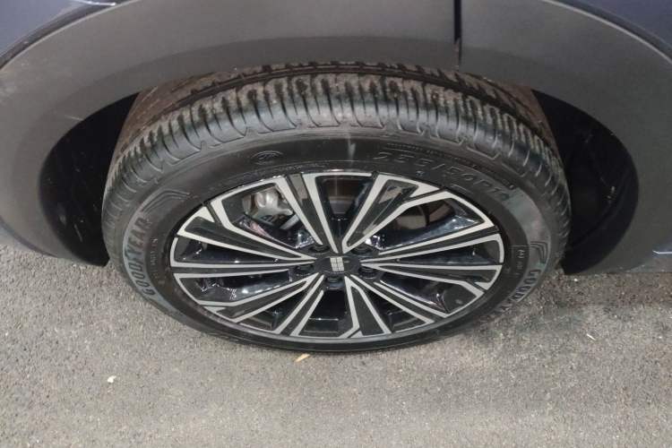 Used Geely Galaxy Galaxy Xingjian 7 EM-i 2025 120km Flagship Edition
