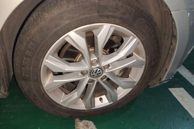 Used Volkswagen Magotan 2018 Facelift 330TSI DSG Luxury Model
