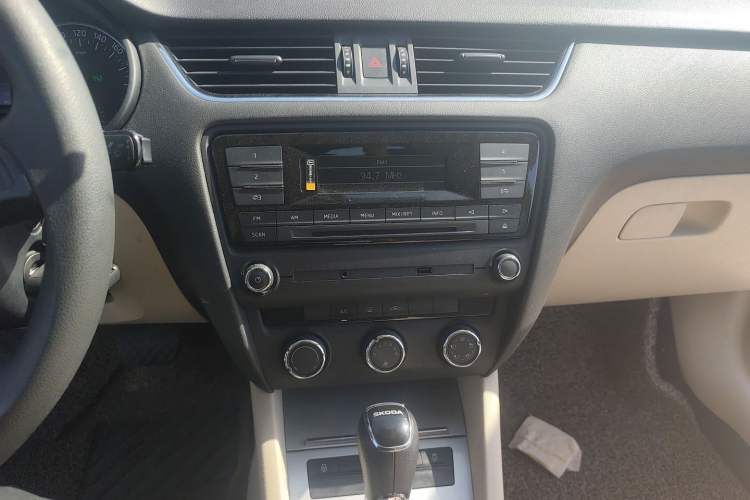 Used Skoda Octavia 2015 1.6L Automatic Yijie Edition