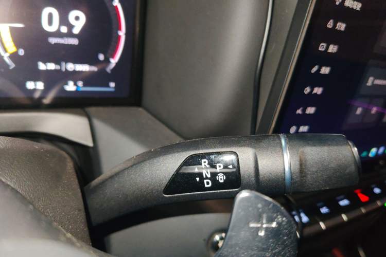 Used Tank 300 2025 2.0T Conqueror
