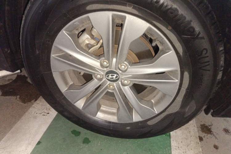 Used Hyundai Santa Fe 2013 2.4L Automatic 2WD Comfort Edition