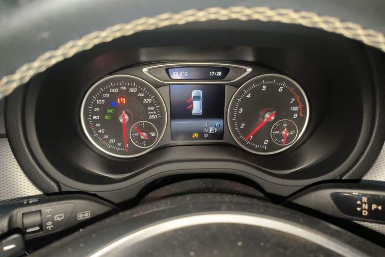 Used Mercedes-Benz B-Class 2017 B 200 Sport Edition Instrument Cluster