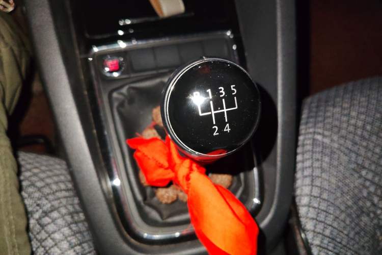 Used Volkswagen Sagitar 2017 1.6L Manual Comfort Model