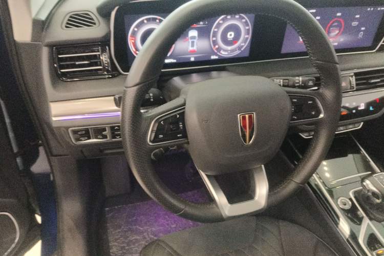 Used Hongqi HS5 2022 Revised Version 2.0T Smart Connect Flagship Edition
