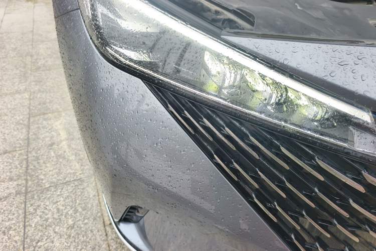 Used Roewe RX5 2023 1.5T Luxury Sliding-Screen Version