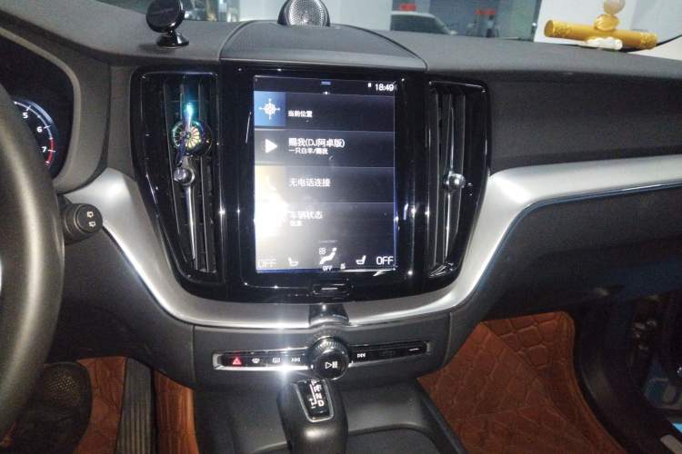 Used Volvo XC60 2019 T5 4x4 Smart Edition China V Standard
