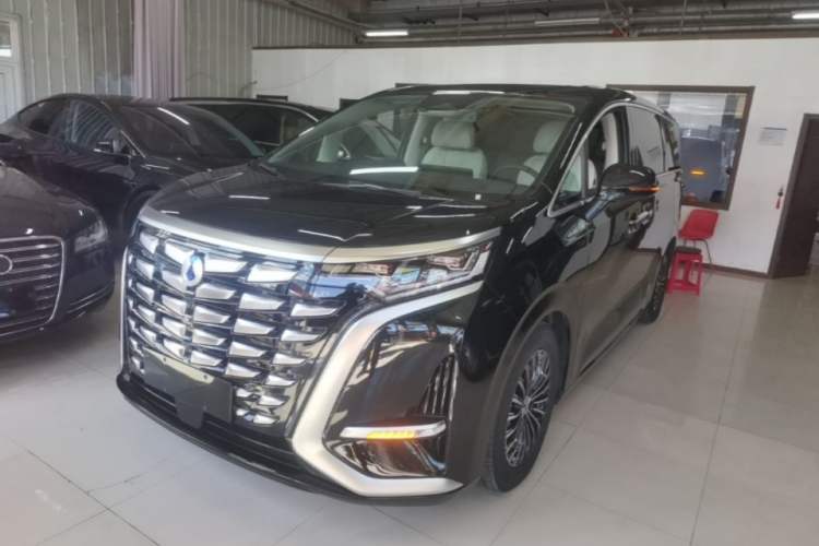 Used Denza D9 2024 DM-i 980 Four-Wheel Drive Prestige Model