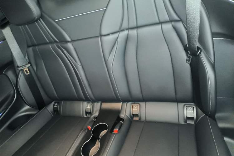 Used Mercedes-Benz CLE 2024 CLE 260 Convertible Coupe Left Rear Seat