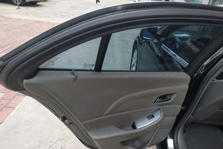 Used Chevrolet Malibu 2014 2.0L Automatic Luxury Edition