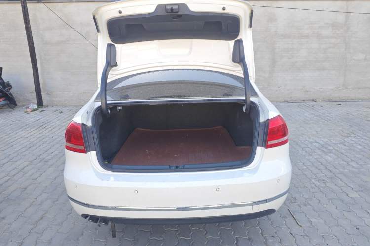 Used Volkswagen Passat 2014 1.8TSI DSG Prestige Navigation Edition