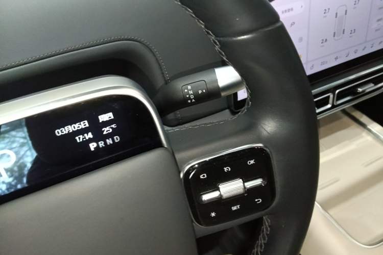 Used Li Auto L8 2023 Air model
