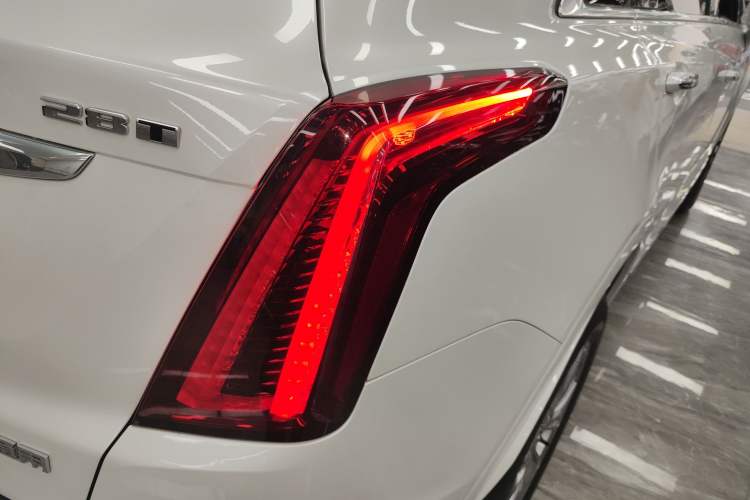 Used Cadillac XT5 2020 28T Luxury Version