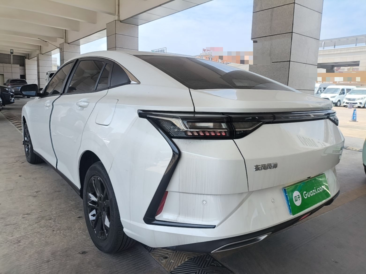 Dongfeng Aeolus Yixuan 2025 1.5L Automatic Luxury Version - Luxury — снимка 4